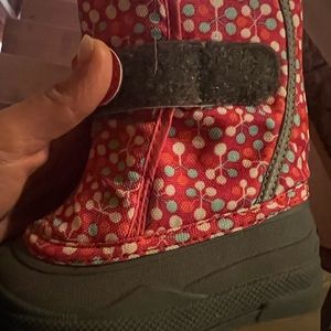 LLbean girls snow boots. Only tried them twice